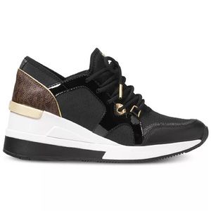 Brand New Michael Kors Liv Trainer